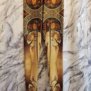 Blackmilk La Trappistine Leggings